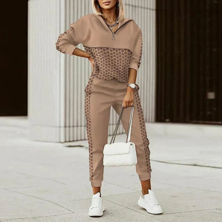 Nova | Women's Contrast Panel Zip Neck Tracksuit Set