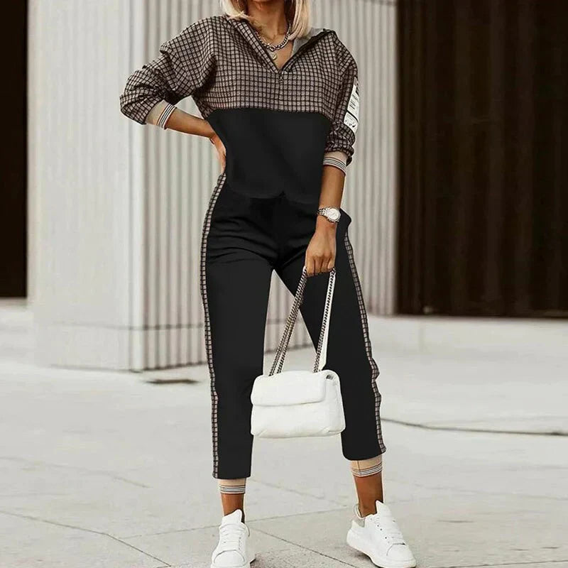 Nova | Women's Contrast Panel Zip Neck Tracksuit Set