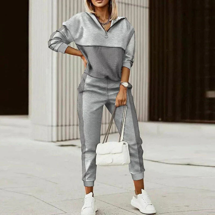 Nova | Women's Contrast Panel Zip Neck Tracksuit Set