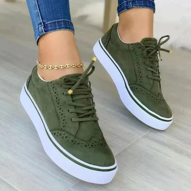 Vera | Women's Cushioned Platform Lace-Up Sneakers